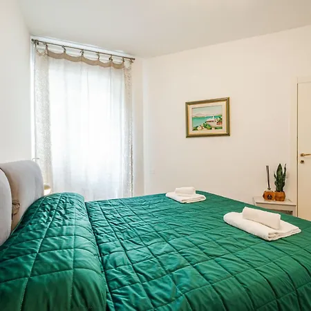Apartment Caseospitali - Casa Titus, Moderno E Luminoso Per 5 Mailand